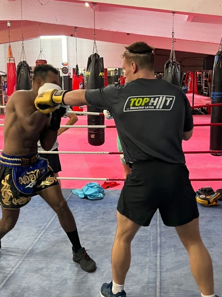 733E5104-AFFA-48F4-936C-56B675D968F7